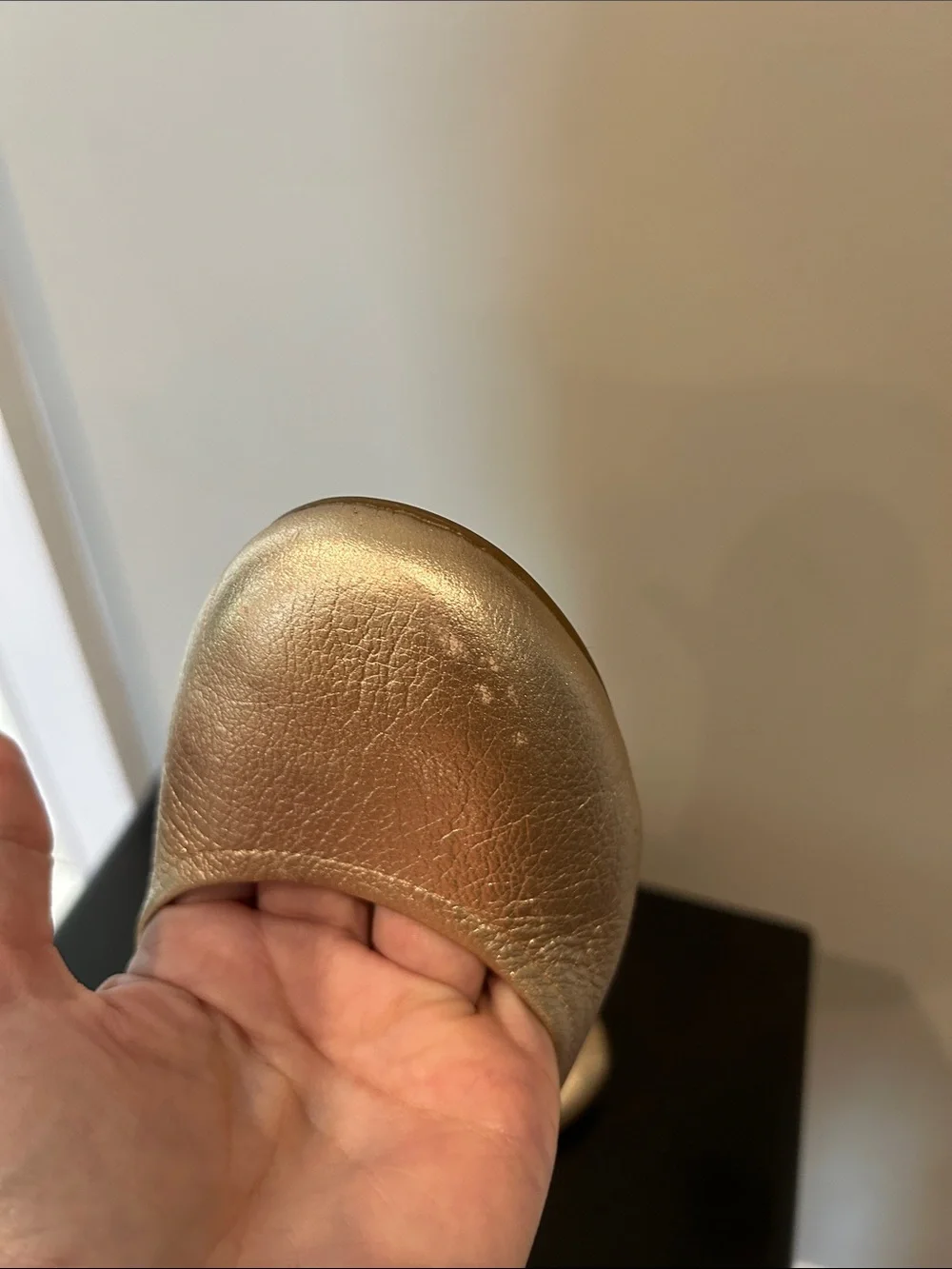 Aetrex Women's Metallic Champagne Ballet Flats with wear on the toes / comfy fit